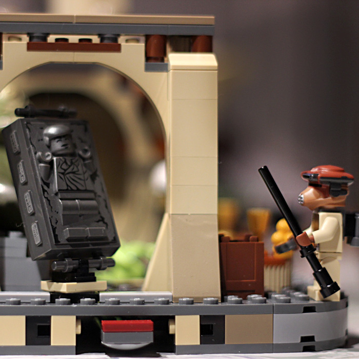 Lego-starwars_leia-saves-han-solo