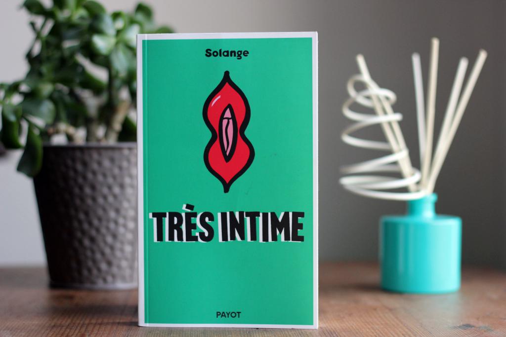 Dans “Très intime”, Ina/Solange dévoile les femmes